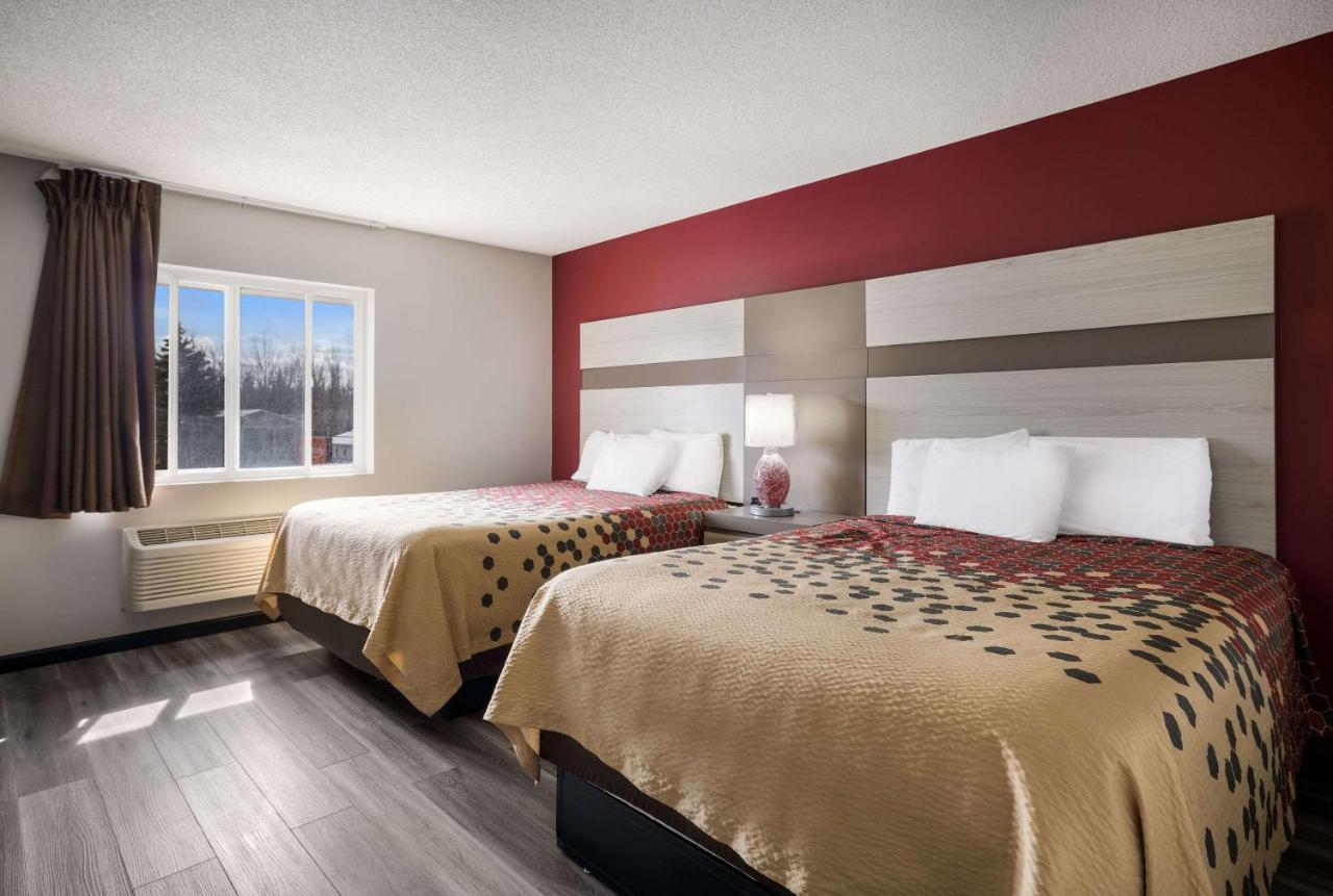 Econo Lodge Inn & Suites Canandaigua Dış mekan fotoğraf
