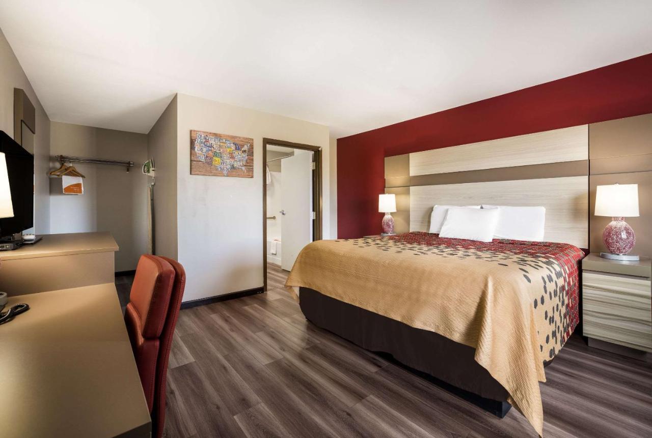Econo Lodge Inn & Suites Canandaigua Dış mekan fotoğraf