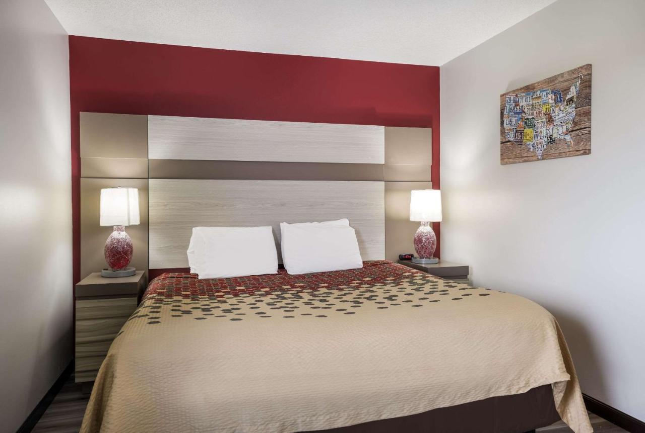 Econo Lodge Inn & Suites Canandaigua Dış mekan fotoğraf