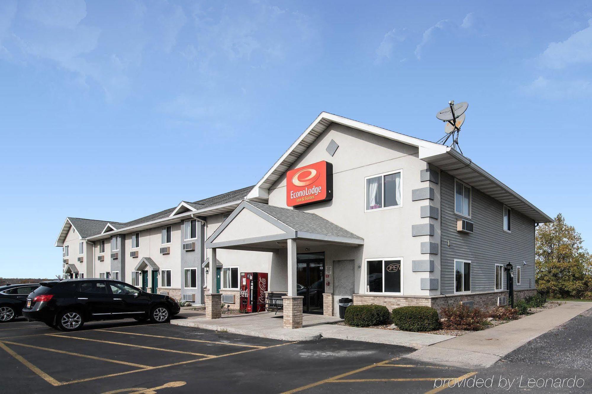 Econo Lodge Inn & Suites Canandaigua Dış mekan fotoğraf