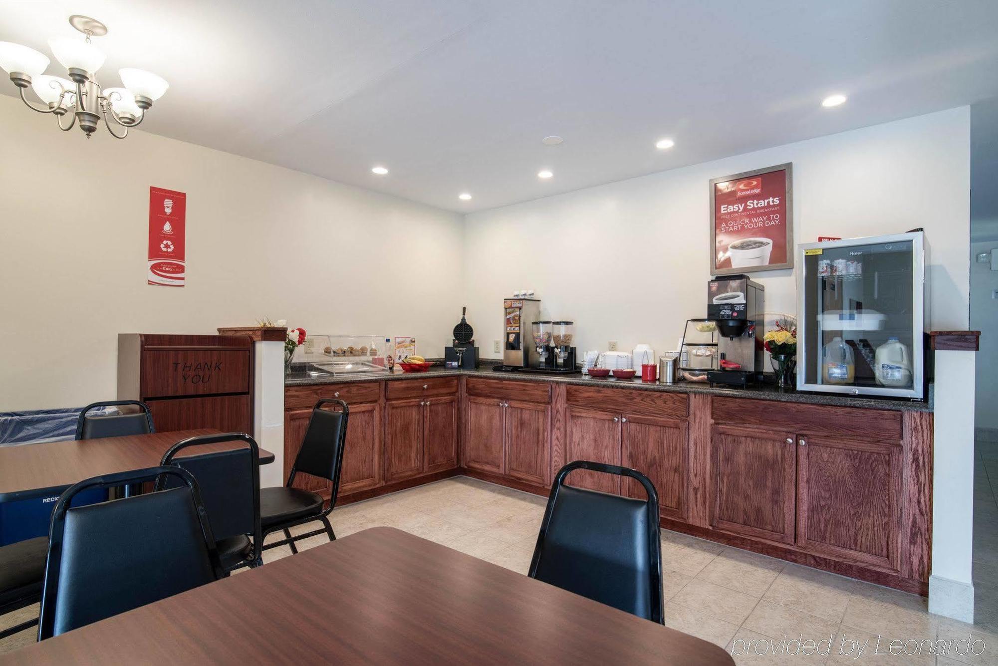Econo Lodge Inn & Suites Canandaigua Dış mekan fotoğraf