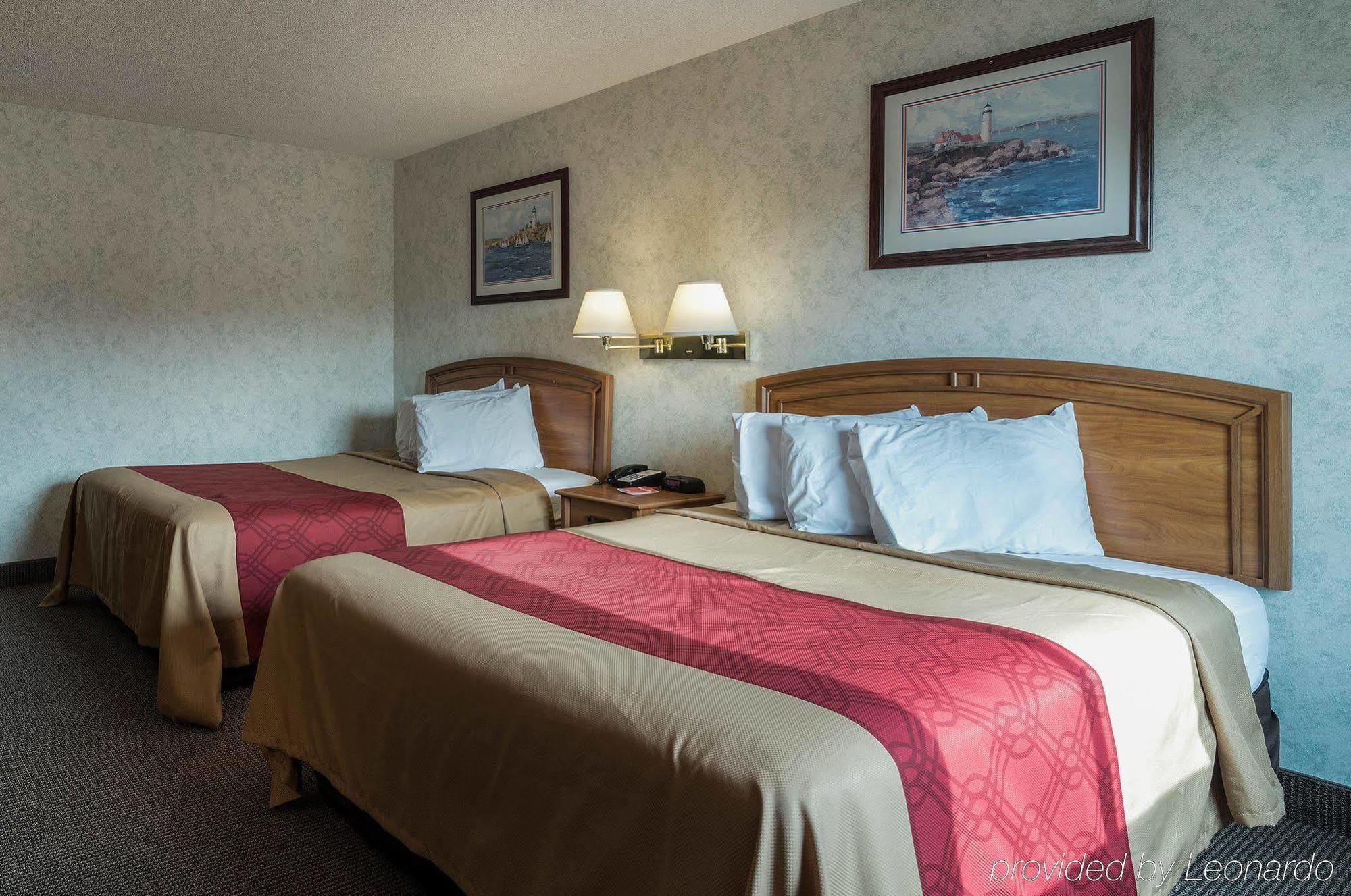 Econo Lodge Inn & Suites Canandaigua Dış mekan fotoğraf