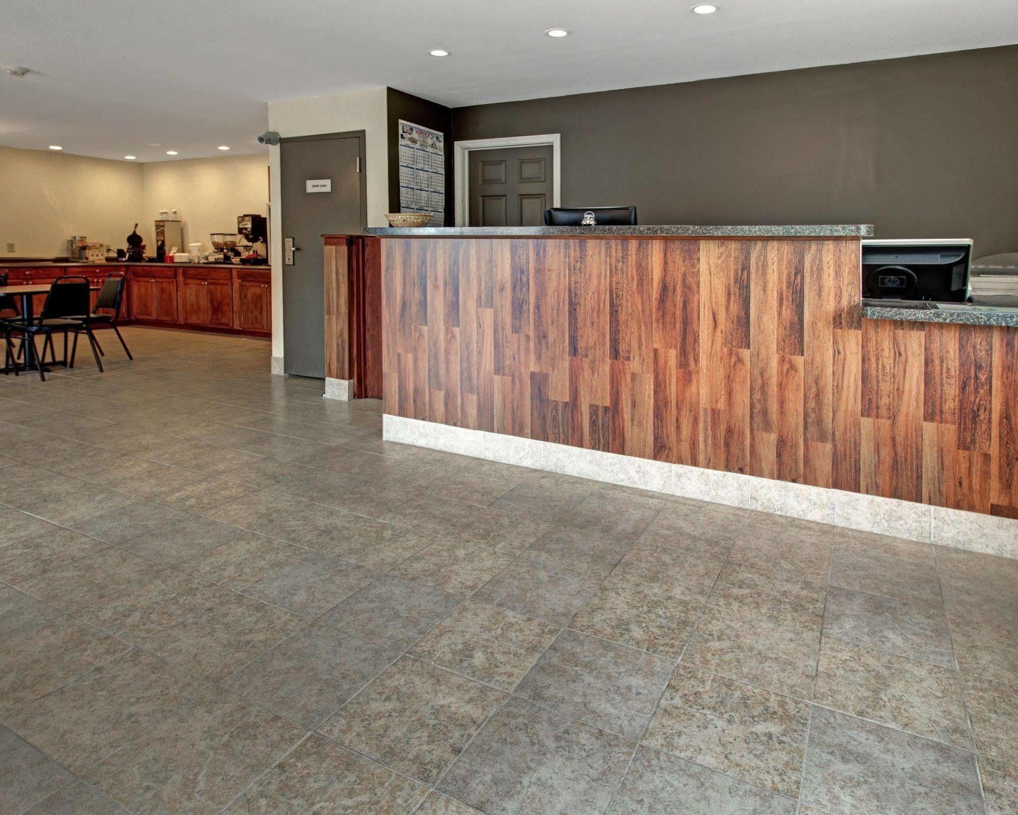 Econo Lodge Inn & Suites Canandaigua Dış mekan fotoğraf